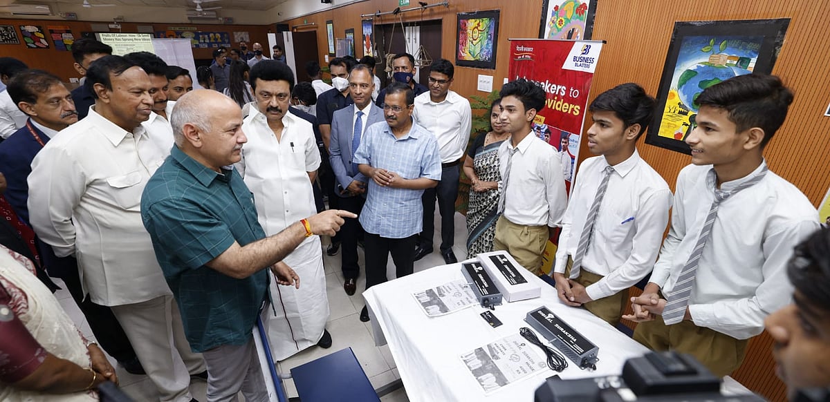 ”தமிழ்நாட்டிலும் மாதிரி பள்ளி அமைக்கப்படும்” - டெல்லி பள்ளியில் முதல்வர் மு.க.ஸ்டாலினை வரவேற்ற மாணவர்கள்!