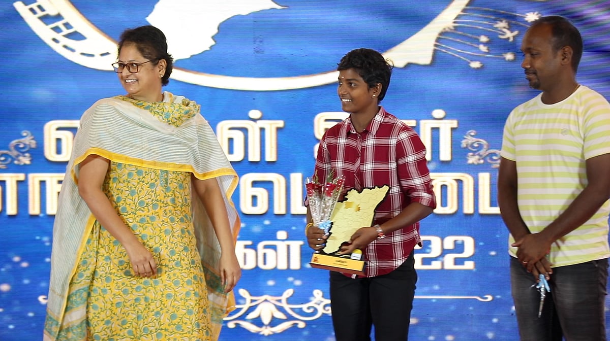 “சேலத்திற்கு பெருமை சேர்த்தவர்களை கொண்டாடிய கலைஞர் செய்திகள்” : “எங்கள் ஊர்; எங்கள் பெருமை” விருது விழா!