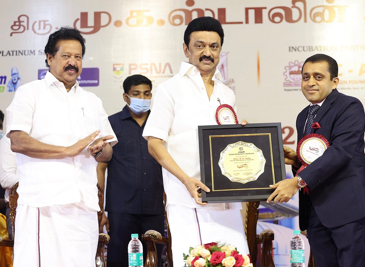 "திறன்மிகு பயிற்சி அளித்து சிறந்த பொறியாளர்களை மேம்படுத்துவதே தொழில்துறையின் வெற்றி" : முதல்வர் பேச்சு!
