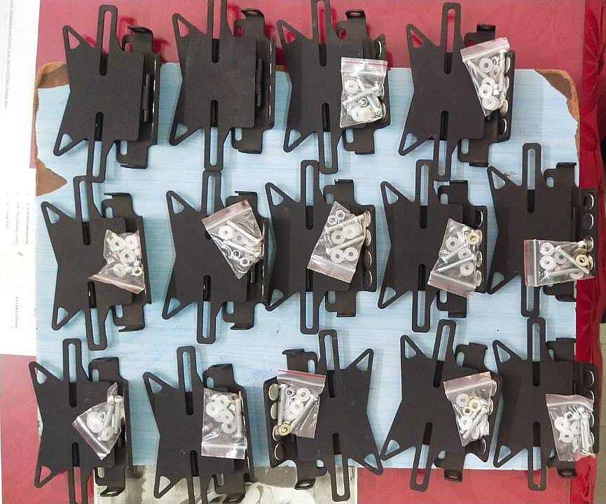 ரேஸ் பைக்குகளில் ஸ்லைடிங் நம்பர் பிளேட்.. டிராஃபிக் போலிஸிடம் சிக்கிய விற்பனையாளர்கள்: சென்னையில் அதிரடி!