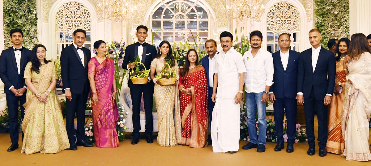 “எப்படி இருக்கீங்க?” : நேரில் சந்தித்து நலம் விசாரித்துக் கொண்ட முதல்வர் மு.க.ஸ்டாலின் - நடிகர் விஜய்!