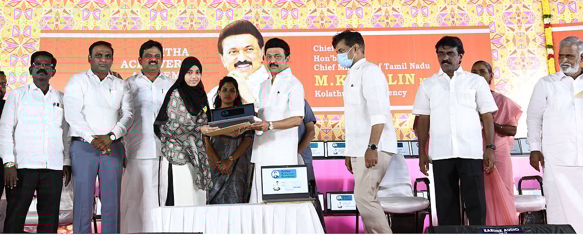 “பதவிக்கு ஆபத்து வந்துவிடக்கூடாது என்பதற்காக நீட்டை தமிழ்நாட்டிற்குள் நுழையவிட்டார்கள்”: முதல்வர் பேச்சு!