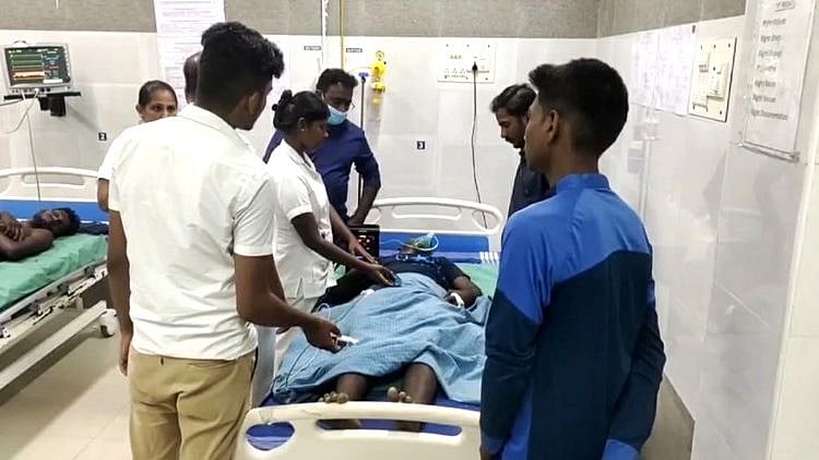 காதலனுக்கு வேறு பெண்ணுடன் திருமணம்.. காதலி தற்கொலை.. துக்கம் தாங்காமல் காதலன் செய்த விபரீத செயல்!