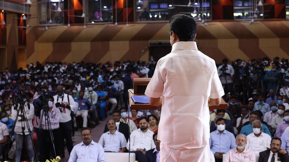 "திறன்மிகு பயிற்சி அளித்து சிறந்த பொறியாளர்களை மேம்படுத்துவதே தொழில்துறையின் வெற்றி" : முதல்வர் பேச்சு!