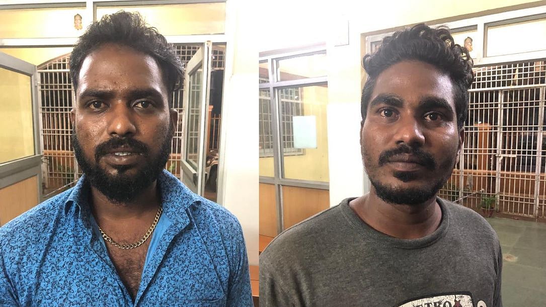 தலைக்கேறிய போதை; போன் கடையில் சிகரெட் கேட்டு ரகளை: விலையுயர்ந்த மொபைல் பறிப்பு; பிரபல ரவுடிகளுக்கு காப்பு