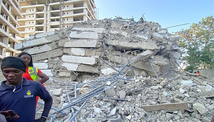 நேருக்கு நேராக அமெரிக்க அதிபரை கலாய்த்த காமெடியன்.. ஜோ பைடன் செய்த காரியம் என்ன தெரியுமா?