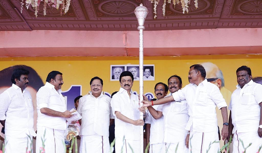 ”'திராவிட மாடல்' யாரையும் புறக்கணிக்காது.. தோளோடு தோள் நின்று அரவணைக்கும்” : முதலமைச்சர் மு.க.ஸ்டாலின்!