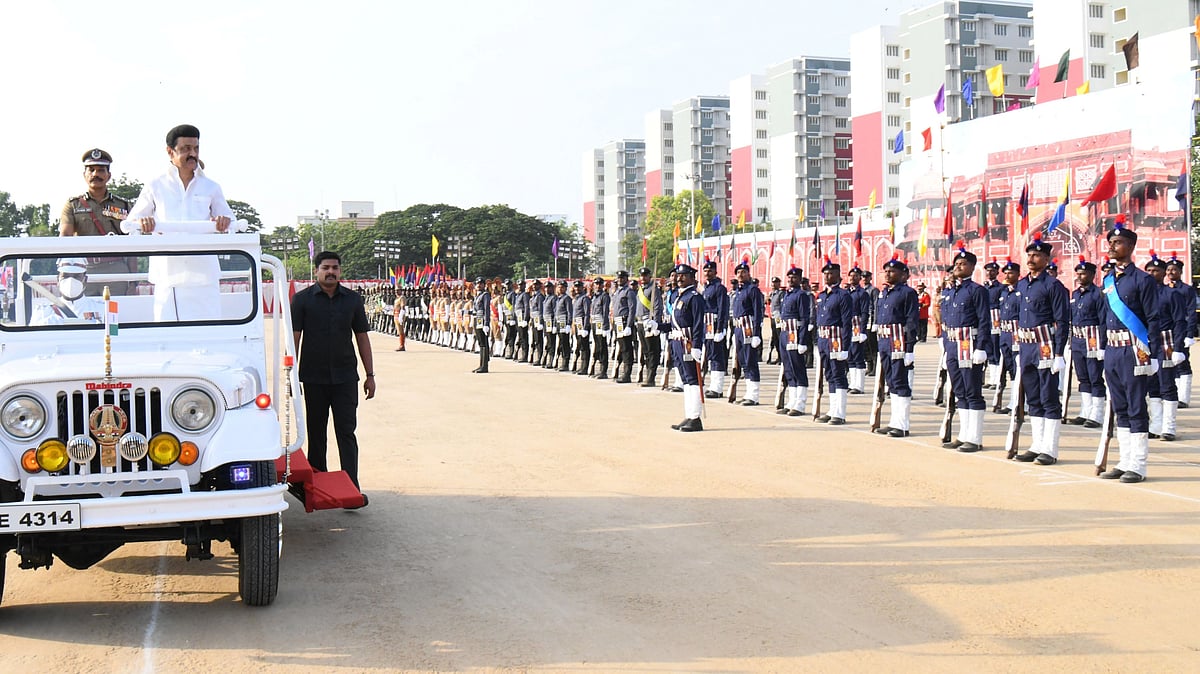 “அரசின் ஒரு கை நிர்வாகம் என்றால், இன்னொரு கை காவல்துறை” : பதக்கங்கள் வழங்கும் விழாவில் முதலமைச்சர் உரை ! 