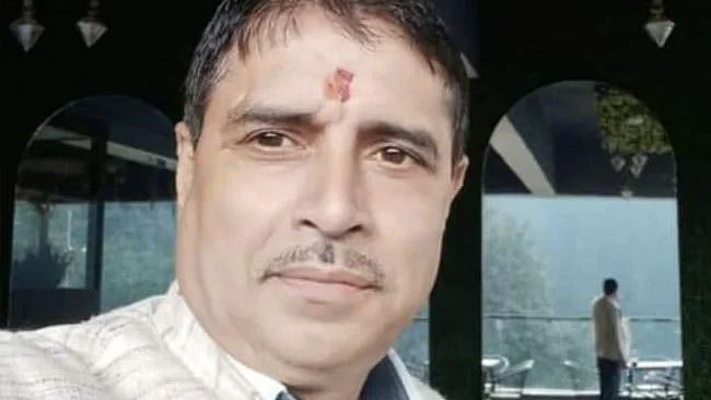 பேத்திக்கு பாலியல் தொல்லை? மருமகளின் புகாரால் உத்தரகாண்ட்  முன்னாள் அமைச்சர் தற்கொலை.. விசாரணையில் பகீர்!