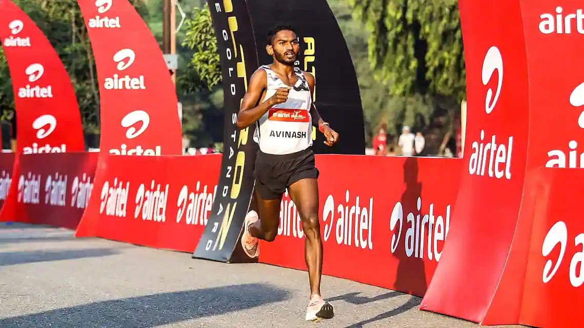 ‘தடை அதை உடை..’ : 30 ஆண்டுகால சாதனையை முறியடித்த இளம் ராணுவ வீரர் - யார் இந்த அவினாஷ் சேபிள்?