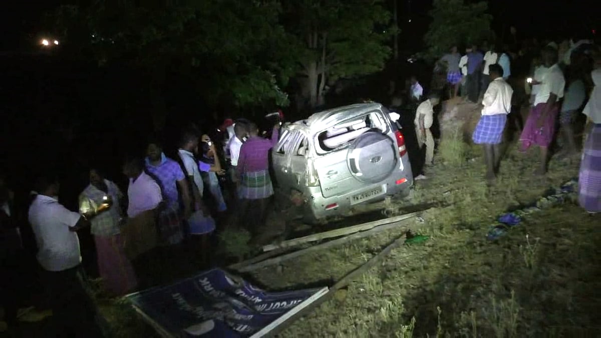 வெடித்து சிதறிய டயர்; ஒருவர் பலி..11 பேருக்கு படுகாயம்: சிகிச்சை பெறுபவரை பார்க்க சென்றபோது நேர்ந்த கோரம்