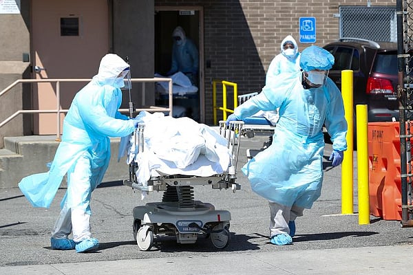 திடீரென பற்றி எரிந்த 80 வீடுகள்.. உடல் கருகி 8 பேர் பலி: பிலிப்பைன்சில் நடந்த கொடூரம்!