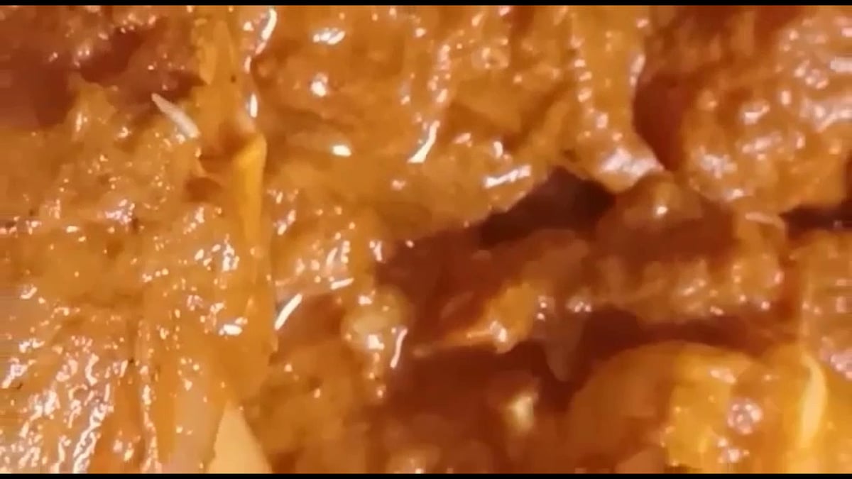 கோழிக்கறியில் நெளிந்த புழு.. கடைக்காரரின் பேச்சால் ஷாக்கான வாடிக்கையாளர்.. புதுவையில் பரபரப்பு!