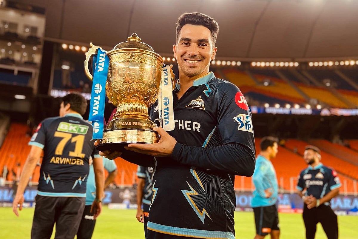 #IPL2022 : அறிமுக சீசனிலேயே சாம்பியன் ஆன குஜராத் டைட்டன்ஸ் : சாதித்துக் காட்டிய ஹர்திக் & கோ! (Photos)