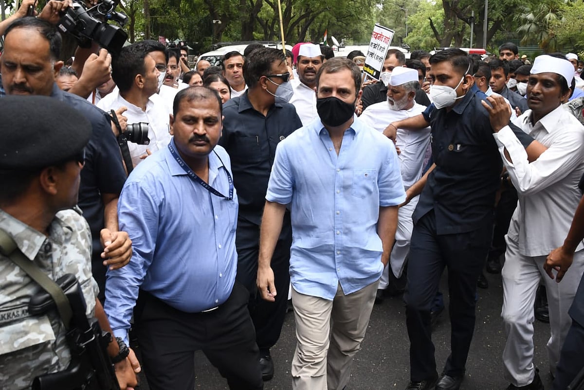 “‘நேஷனல் ஹெரால்டு’ பத்திரிக்கையை வைத்து பழிவாங்க துடிக்கும் பா.ஜ.க அரசு” - சாட்டை சுழற்றும் ‘முரசொலி’ !