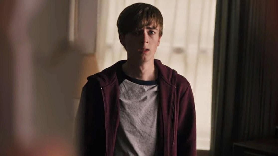 பிரதமரை கொல்ல  ஒத்திகை .. தாயை சுட்டு கொன்ற  இளம் நடிகர்.. உலகை அதிரவைக்கும் வாக்குமூலம்!