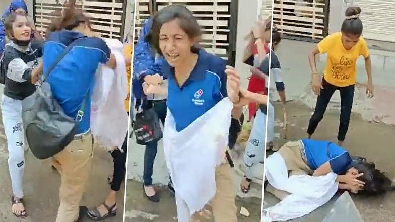 ’என்ன முறைக்கிற’..  பீட்சா டெலிவரி பெண்ணை தாக்கிய 4 பெண்கள்.. இணையத்தில் வைரலாகும் அதிர்ச்சி வீடியோ!