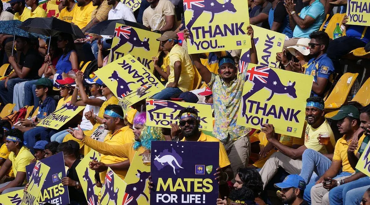 ஆஸ்திரேலிய அணிக்கு நன்றி கூறிய இலங்கை ரசிகர்கள்.. நெகிழ்ச்சி சம்பவத்தின் காரணம் என்ன?