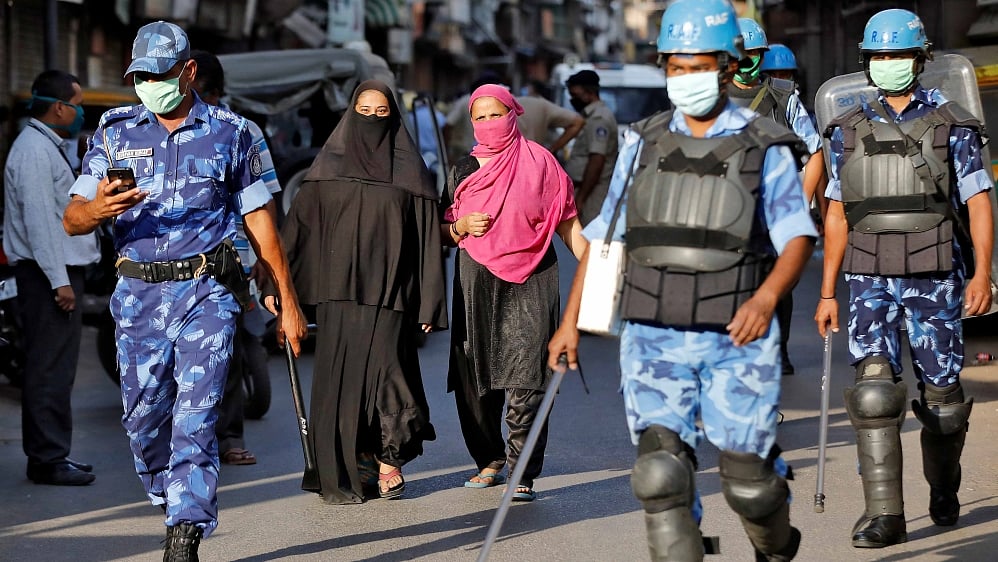 இஸ்லாமியர்களை தாக்க YOUTUBE -ஐ ஆயுதமாக பயன்படுத்தும் இந்துத்துவ கும்பல்: வெளிவந்த அதிர்ச்சி தகவல்!