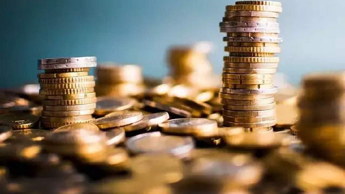 பணத்துக்காக 13 ஆண்டுகள் நடிப்பு.. அரசை ஏமாற்றி ரூ.6 கோடி மோசடி- பக்கத்து வீட்டுக்காரரால் வெளிவந்த உண்மை! 