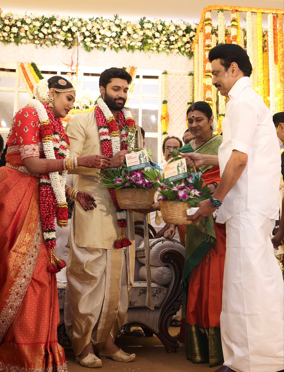 “அவர் சொல்லக்கூடிய கணக்கு சரியாக இருக்கும்..” : மணவிழா நிகழ்ச்சியில் முதலமைச்சர் மு.க.ஸ்டாலின் பாராட்டு!