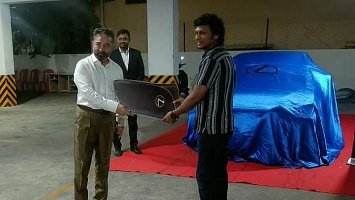 லோகேஷுக்கு Lexus மட்டுமல்ல: 16 உதவி இயக்குநர்களுக்கும் Costly பரிசு கொடுத்த விக்ரம் கமல்!