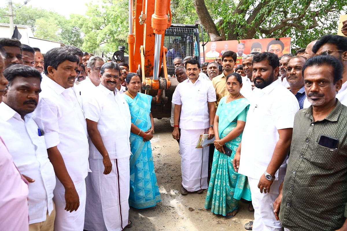 “ஒன்னாம் நம்பர் படிச்ச முட்டாள்.. மட்டரகமான அரசியல்வாதி” : அமைச்சர் செந்தில் பாலாஜி ஆவேசம்!