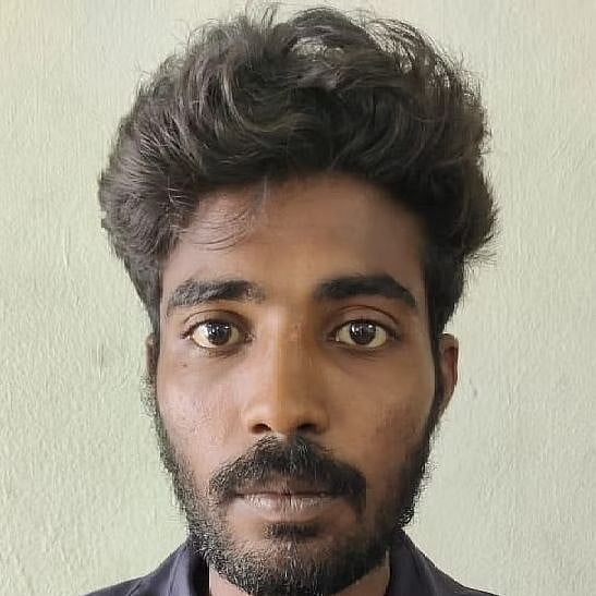 தனியே செல்லும் முதியவர்கள் டார்கெட்.. ஆண் நண்பர்களுடன் சேர்ந்து செல்போன் திருட்டு.. 16 வயது சிறுமி கைது!