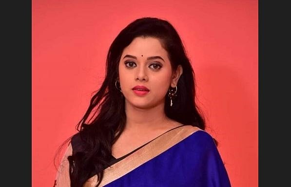 ஒடிசா நடிகை மர்மமான முறையில் மரணம்.. பெற்றோர் சொன்ன ‘பகீர்’ குற்றச்சாட்டு - காதலனிடம் போலிஸார் விசாரணை!