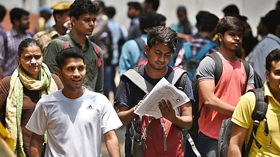 UPSC தேர்வில் குறையும் தமிழக மாணவர்கள் தேர்ச்சி எண்ணிக்கை.. காரணம் என்ன?: புறக்கணிக்கப்படுகிறதா தமிழ்நாடு