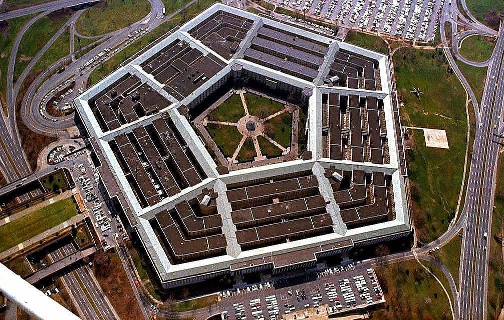 Pentagon, Us 