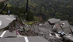 ஆப்கானிஸ்தானில் கடும் நிலநடுக்கம் - 255 பேர் பலி: சுக்குநூறான வீடுகள்!