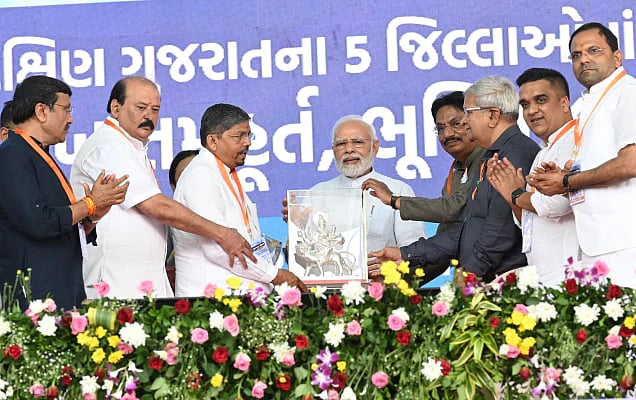 மோடியின் 4 மணி நேர வருகைக்காக ரூ. 24 கோடி செலவு செய்த பெங்களூரு மாநகராட்சி.. வெளியான அதிர்ச்சி தகவல்!