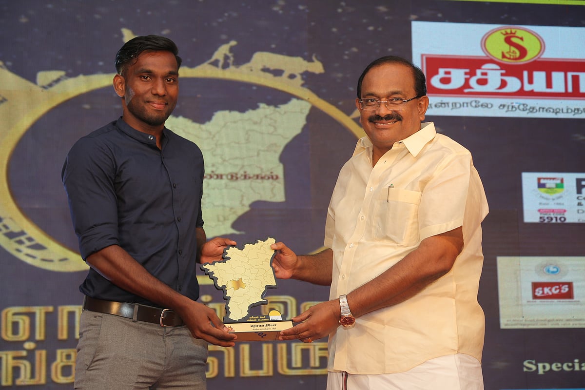 எங்கள் ஊர்; எங்கள் பெருமை விருது விழா: திண்டுக்கல்லுக்கு பெருமை சேர்த்தவர்களை கொண்டாடிய கலைஞர் செய்திகள்!