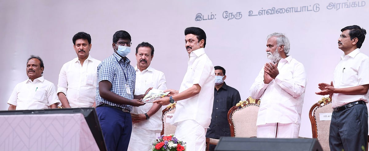“கல்வியை சிறுமைப்படுத்தும் யாருடைய பேச்சையும் காதில் வாங்காதீர்கள்” : முதலமைச்சர் மு.க.ஸ்டாலின் முழு உரை!