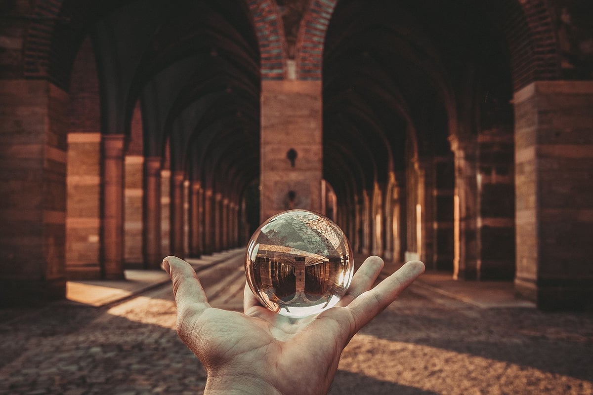 Imagined Reality என்னும் கற்பனை யதார்த்தம்.. மனித வாழ்வில் ஏற்படுத்தும் மாற்றங்கள்!