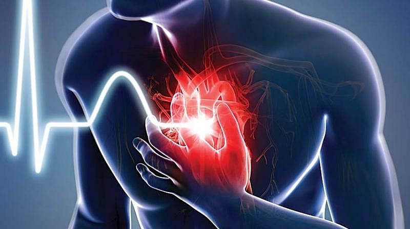 என்னைய காப்பாத்துங்க.. உயிருக்கு போராடிய ஆட்டோ டிரைவர் :துரிதமாக செயல்பட்ட போலிஸ் அதிகாரி.. என்ன நடந்தது?