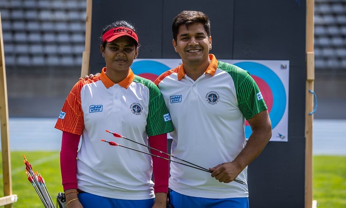 உலகக்கோப்பை வில்வித்தை தொடரில் ஜோதி சுரேகா - அபிஷேக் அசத்தல் : முதல்முறையாக தங்கம் வென்று இந்தியா சாதனை !