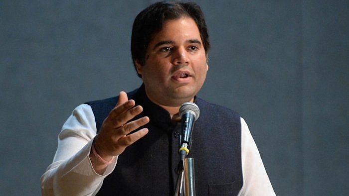 "GST வரி விதிப்பால் மக்களை நாம் காயப்படுத்துகிறோம்".. ஒன்றிய அரசை விமர்சித்த பா.ஜ.க MP!