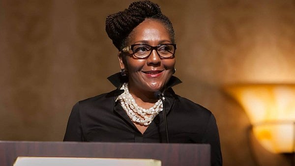 "காந்தி கால இந்தியா இப்போது இல்லை, மதவாதம் பெருகி நாட்டை அழிக்கிறது" -நெல்சன் மண்டேலா பேத்தி வருத்தம் ! 