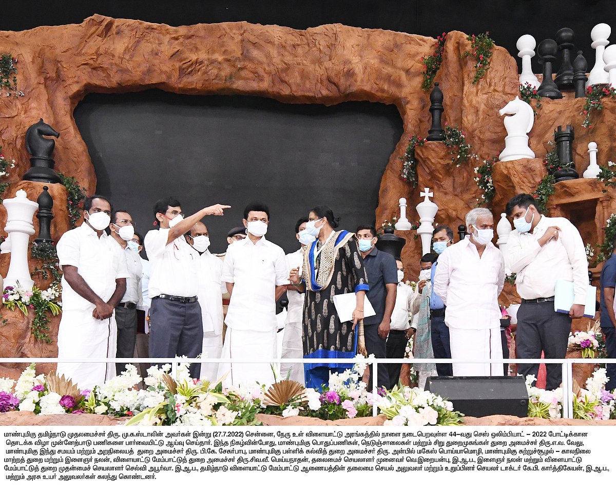 வேற லெவலில் கலக்கும் சென்னை MTC பேருந்துகள் : தமிழ்நாட்டின் பெருமிதம்.. மக்கள் உற்சாகம் !