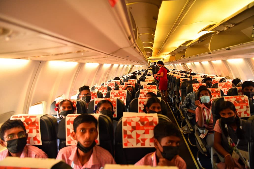 "அறிய வாய்ப்பை வழங்கிய அரசுக்கு நன்றி.." - செஸ் ஒலிம்பியாட்டை நேரில் பார்த்த அரசு பள்ளி மாணவர்கள் !
