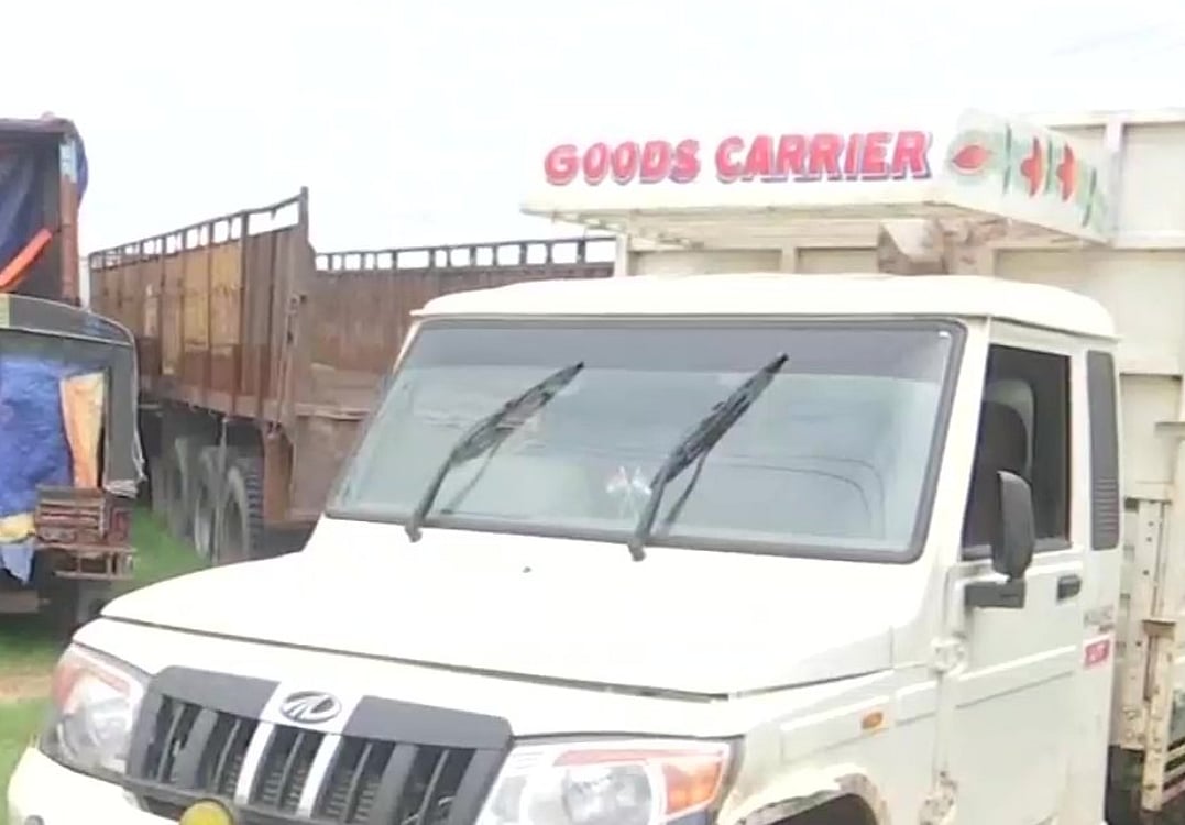 நேற்று ஹரியானா.. இன்று ஜார்கண்டில்: பெண் போலிஸ் அதிகாரி வாகனம் ஏற்றி கொலை!