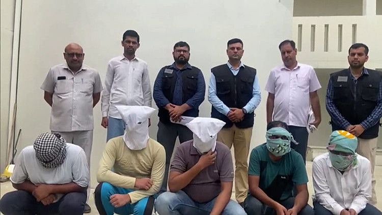 டெல்லியில் துப்பாக்கி முனையில்  திண்டுக்கல் தொழிலதிபர் கடத்தல்.. அதிரடியாக மீட்ட தமிழ்நாடு போலிஸ்!