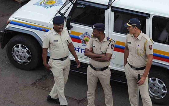 காதலியுடன் தனிமையில் இருந்த நேரத்தில் காதலன் மரணம் : மரணத்திற்கான காரணம் குறித்து போலிஸ் வெளியிட்ட தகவல்!