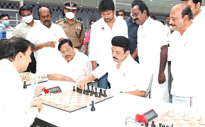 180 நாடுகள்.. 2000 வீரர்கள்: இன்று கோலாகலமாகத் தொடங்கும் 44வது சர்வதேச செஸ் ஒலிம்பியாட் போட்டி!