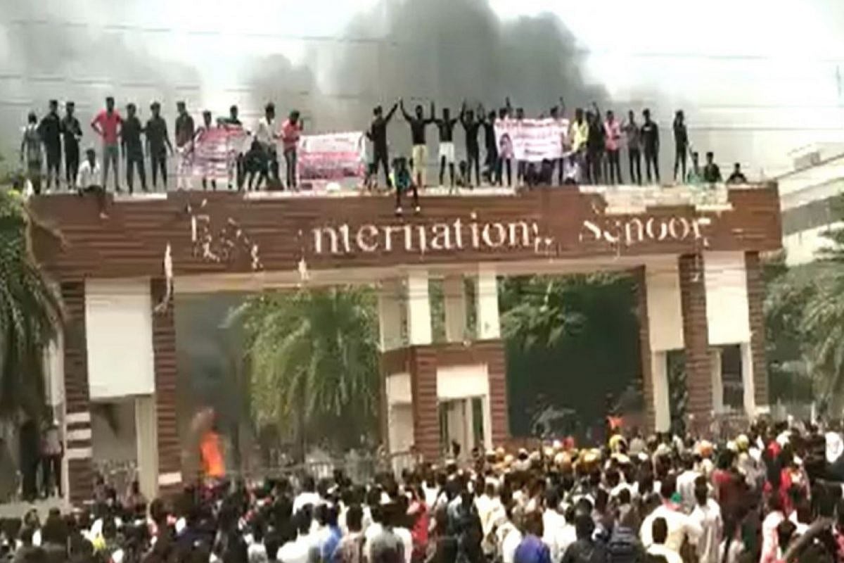 கள்ளக்குறிச்சி சம்பவம் : 63 CCTV காட்சிகள், ஹார்ட் டிஸ்க் கைப்பற்றி போலிஸார் விசாரணை!