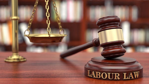 விரைவில் வருகிறது புதிய தொழிலாளர் சட்டம் - PF, சம்பளம், வேலை நேரத்தில் மாற்றம் கொண்டு வரும் ஒன்றிய அரசு!