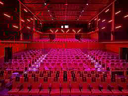 அரசு பள்ளியில் சிறார் திரைப்பட விழா - மாணவர்களுக்கு அயல் நாட்டு சுற்றுலா:  அரசின் அசத்தல் அறிவிப்பு!