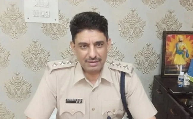 சட்டவிரோதமாக  கற்கலை வெட்டிய கும்பல்.. கைது செய்ய சென்ற ஹரியானா போலிஸ் அதிகாரி லாரி ஏற்றி கொலை!